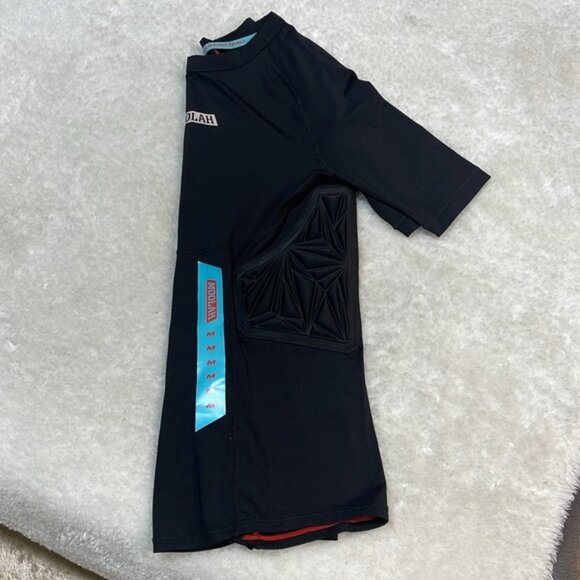 MOOLAH Women's Padded Compression Basketball Top - Picture 12 of 16